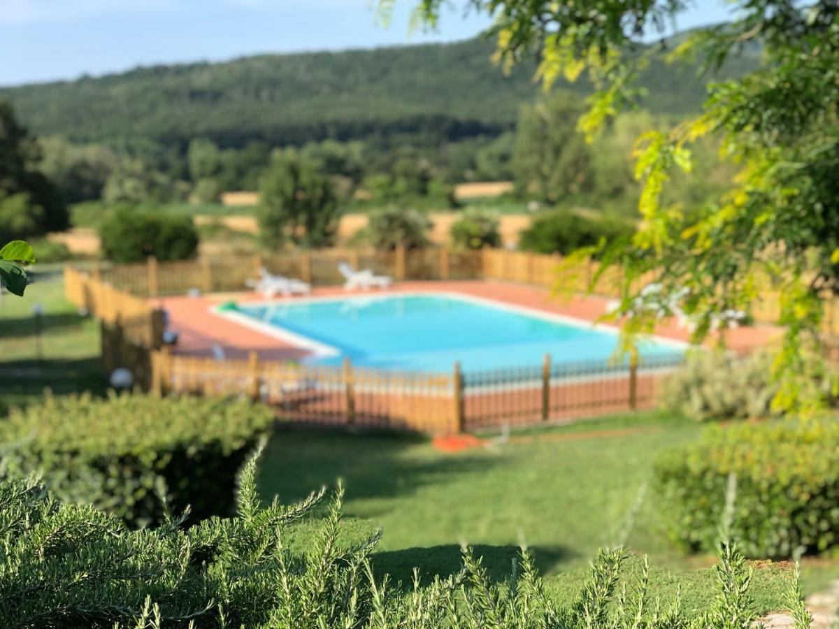 Agriturismo Santa Lorica Sassetta Exterior foto