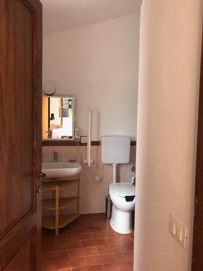 Agriturismo Santa Lorica Sassetta Exterior foto
